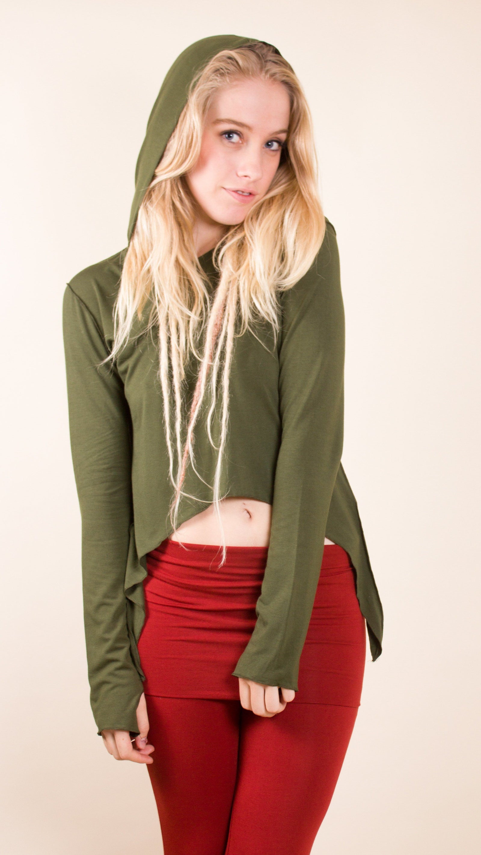 Cropped Thumbhole Hoodie | Festival Clothing | UMBALOVE – UmbaLove
