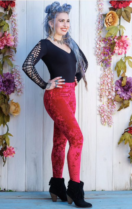 Image result for crushed velvet leggings outfit ideas | Outfits, Combinar  ropa mujer, Moda